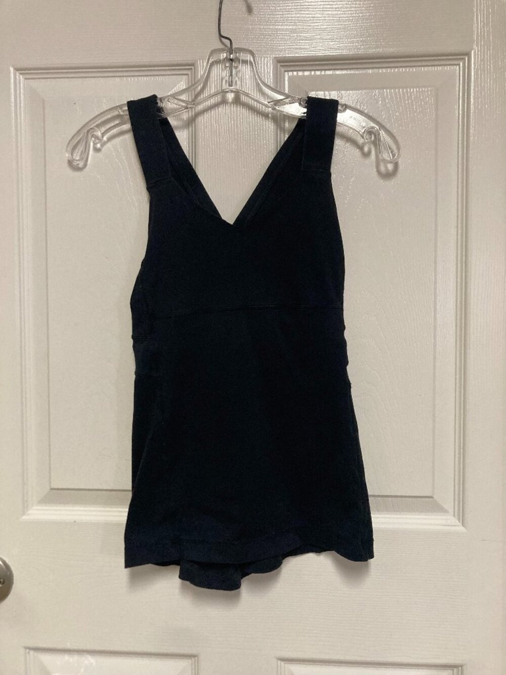 Lululemon Athletica top black size medium Women's